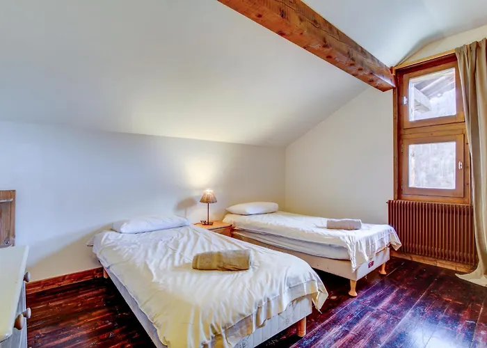 Self Catered With Indoor Pool Essert-Romand