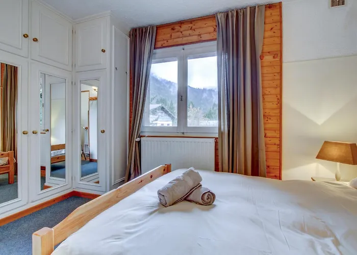 Self Catered With Indoor Pool * Essert-Romand
