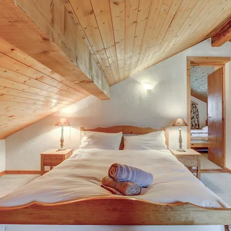 Self Catered With Indoor Pool Essert-Romand