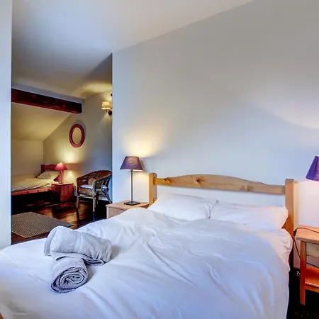 Self Catered With Indoor Pool Guest house *
