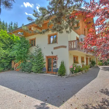 Guest house Self Catered With Indoor Pool Essert-Romand