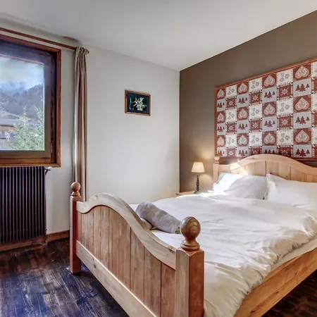 Self Catered With Indoor Pool Guest house